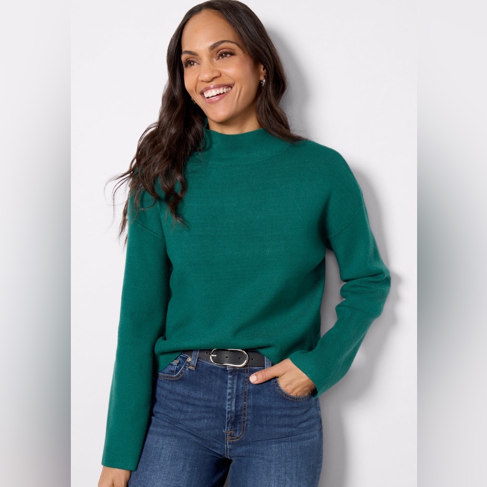 Evereve Bonnie Mock Neck Pullover / Size M
